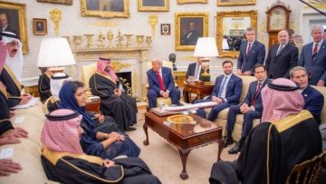 السعودية والولايات المتحدة توقعان اتفاقية الدفاع الاستراتيجي السعودية والولايات المتحدة توقعان اتفاقية الدفاع الاستراتيجي