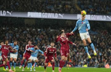 مانشستر سيتي يكتسح ليفربول في الدوري الإنجليزي