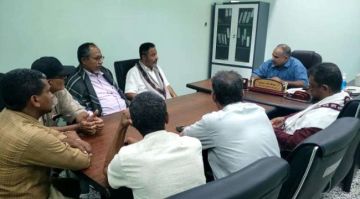 رئيس انتقالي أبين يزور عددا من المرافق الحكومية في خنفر رئيس انتقالي أبين يزور عددا من المرافق الحكومية في خنفر