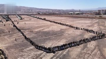 قبائل عيال سريح في عمران تؤكد الجهوزية القتالية لمواجهة أي عدوان