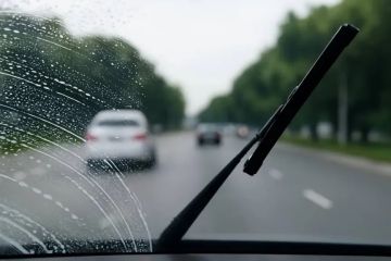 كيف تحمي سيارتك من تجمد نظام غسيل الزجاج وطرق تنظيف الزجاج الأمامي؟ حلول فعالة للسائقين