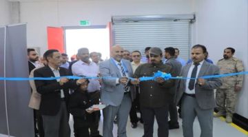 محافظ حضرموت يفتتح مخازن الأدوية واللقاحات بوادي وصحراء المحافظة