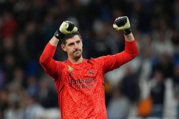 بيريز: ريال مدريد يفكر في السماح لمستثمرين بشراء حصص في النادي