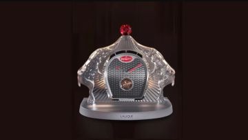 بين إرث بوغاتي العريق وحرفية جاكوب آند كو: ساعة طاولة فاخرة تجسد الهندسة والفن