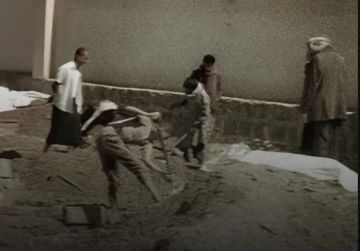 قيادي حوثي يدفن جثتين مجهولتين في جنح الظلام خلف مقر أمني بمحافظة إب.. وشيخ قبلي يفضحه