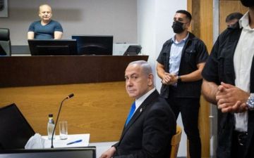 نتنياهو يبرر: العديد من المسؤولين الآخرين حصلوا على هدايا ثمينة أيضا