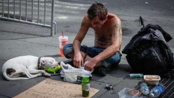 محاولة أمريكية لتعزيز اقتصادها باستهداف دول ثرية جديدة عسكريا مع انهيارها داخليا محاولة أمريكية لتعزيز اقتصادها باستهداف دول ثرية جديدة عسكريا مع انهيارها داخليا