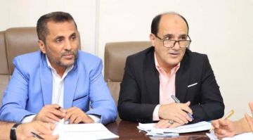 مدير عام دارسعد يتناقش مع لجنة متابعة المشاريع بالمحافظة مستوى إنجاز وتنفيذ البرنامج الاستثماري للعام 2025 مدير عام دارسعد يتناقش مع لجنة متابعة المشاريع بالمحافظة مستوى إنجاز وتنفيذ البرنامج الاستثماري للعام 2025