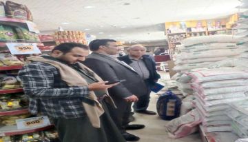 مناورة حوثية للالتفاف على مطالب التجار بإلغاء الزيادة الجمركية