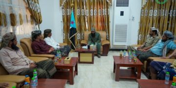 العميد الوالي يلتقي عددا من مشايخ أبين ويؤكد أن الحزام الأمني هو صمام أمان المحافظة ودرعها الحصين