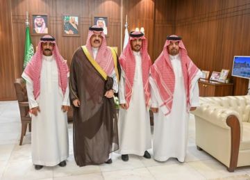 بطولة في قلب السيول.. مواطن سعودي يخاطر بحياته لإنقاذ وافدين بطولة في قلب السيول.. مواطن سعودي يخاطر بحياته لإنقاذ وافدين