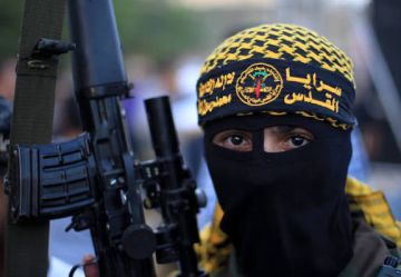 كتيبة طوباس في سرايا القدس تتصدى لقوات العدو الاسرائيلي المقتحمة للمدينة كتيبة طوباس في سرايا القدس تتصدى لقوات العدو الاسرائيلي المقتحمة للمدينة