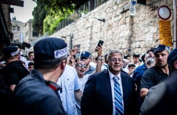 بن غفير يطلب من نتنياهو باعتقال رئيس فلسطين بن غفير يطلب من نتنياهو باعتقال رئيس فلسطين