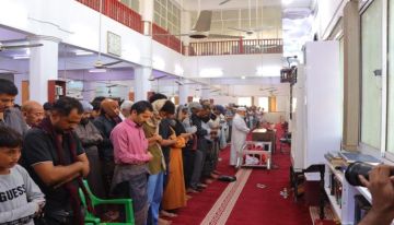 تشييع مهيب لجثمان المغدور به جمال المفلحي بالعاصمة عدن وسط حضور رسمي وشعبي