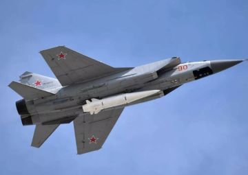 لافروف:بريطانيا لن تتمكن من التملص من مسؤوليتها بعد إحباط محاولة اختطاف مقاتلة روسية ميغ-31 لافروف:بريطانيا لن تتمكن من التملص من مسؤوليتها بعد إحباط محاولة اختطاف مقاتلة روسية ميغ-31