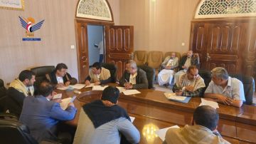 اجتماع بأمانة العاصمة يناقش سبل تعزيز الأداء الخدمي والتكافل الاجتماعي