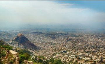 تعز : محامون يعتزمون مقاضاة المدارس الأهلية الرافضة لقرار تخفيض الرسوم الدراسية