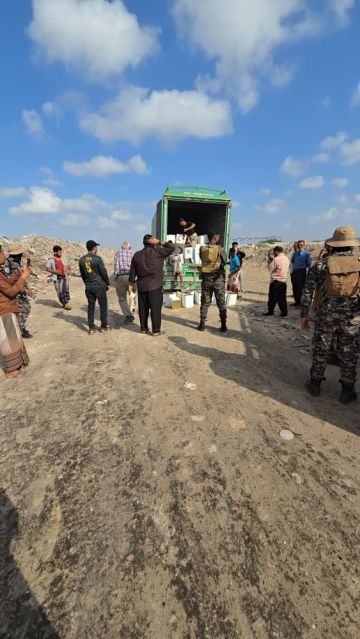 عدن.. إتلاف أكثر من 18 طنا من الجبن وصلصة الطماطم غير الصالحة للاستهلاك الآدمي