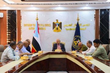 فريق التوجيه يطلع على مشاريع مؤسسة المياه في العاصمة عدن فريق التوجيه يطلع على مشاريع مؤسسة المياه في العاصمة عدن