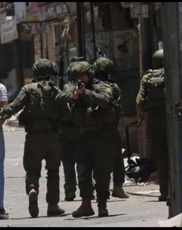 قوات العدو الاسرائيلي تواصل اقتحاماتها واعتقالاتها في مدن الضفة قوات العدو الاسرائيلي تواصل اقتحاماتها واعتقالاتها في مدن الضفة