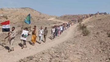 مسيران وعرض لقوات التعبئة في مديريتي قفلة عذر وبكيل السواد بعمران