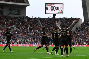 البرتغال تتأهل لكأس العالم بفوز ساحق على أرمينيا