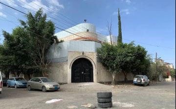 الحوثيون يقتحمون مقر أوكسفام في صنعاء ويحتجزون موظفيها ويصادرون معداتها