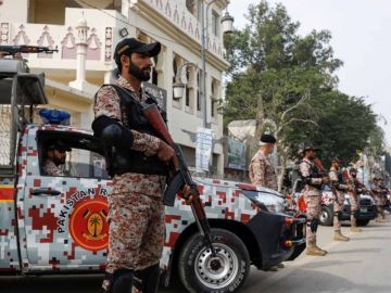 الجيش الباكستاني: مقتل 15 مسلحا بعمليتين منفصلتين شمال غربي البلاد