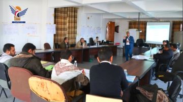 بدء دورة تدريبية لفرسان الإدارة والتنمية حول تقييم التقارير التنموية