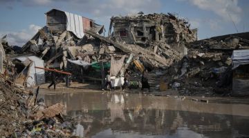 البرنامج الإنمائي: الأمطار تفاقم الأوضاع الإنسانية في غزة والملاجئ غير الآمنة تهدد الصحة