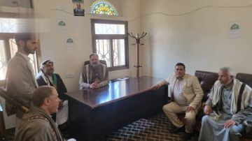 رئيس محكمة استئناف إب يتفقد مستوى الأداء في محكمة المخادر الابتدائية