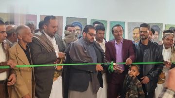 نائب وزير الثقافة يفتتح المعرض التشكيلي شهداء على طريق القدس