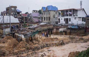 مصرع أكثر من 100 شخص جراء انهيار في منجم ذهب بالكونغو الديمقراطية مصرع أكثر من 100 شخص جراء انهيار في منجم ذهب بالكونغو الديمقراطية