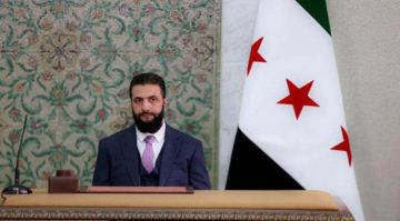 بريطانيا ترفع العقوبات عن أحمد الشرع بريطانيا ترفع العقوبات عن أحمد الشرع