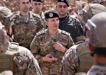 قائد الجيش اللبناني: البلاد تمر بمرحلة مصيرية وسط استمرار الاحتلال الإسرائيلي لأراض لبنانية قائد الجيش اللبناني: البلاد تمر بمرحلة مصيرية وسط استمرار الاحتلال الإسرائيلي لأراض لبنانية