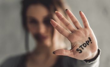 إحصائيات صادمة.. مقتل امرأة كل 3 أيام في فرنسا على يد زوجها الحالي أو السابق!