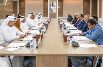 انعقاد الاجتماع الاول للجنة القنصلية المشتركة اليمنية - الاماراتية انعقاد الاجتماع الاول للجنة القنصلية المشتركة اليمنية - الاماراتية