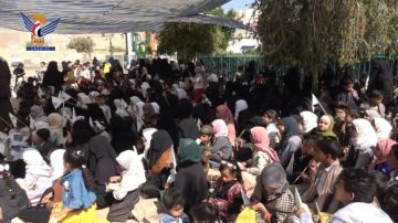 عمران.. فرع هيئة رعاية أسر الشهداء ينظم يوما ترفيهيا لأبناء الشهداء عمران.. فرع هيئة رعاية أسر الشهداء ينظم يوما ترفيهيا لأبناء الشهداء