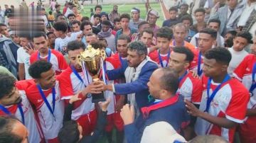 فريق الفقيد عبده يحرز لقب بطولة الشهيد في خدير فريق الفقيد عبده يحرز لقب بطولة الشهيد في خدير
