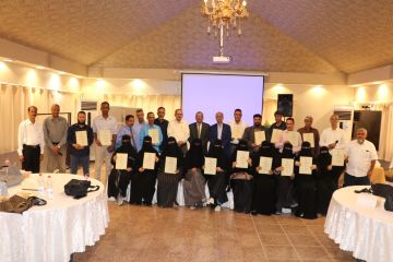 وزارة التربية والتعليم تختتم برنامج التعليم من أجل النجاح وتكرم معلمي اللغة الإنجليزية في خمس محافظات وزارة التربية والتعليم تختتم برنامج التعليم من أجل النجاح وتكرم معلمي اللغة الإنجليزية في خمس محافظات