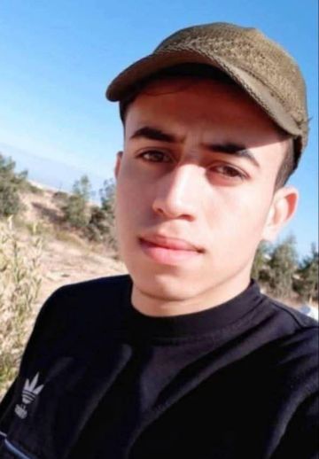 ألوية صلاح الدين تنعي الشهيد أبو العبد أحد قادتها المجاهدين في قطاع غزة ألوية صلاح الدين تنعي الشهيد أبو العبد أحد قادتها المجاهدين في قطاع غزة