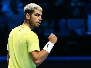 الإسباني ألكاراز والبيلاروسية أرينا سابالينكا يحتفظان بصدارة التصنيف العالمي للتنس