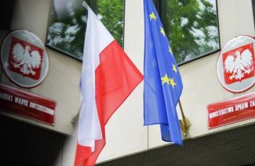 الخارجية البولندية تعلن استدعاء القائم بأعمال الاتحاد الروسي