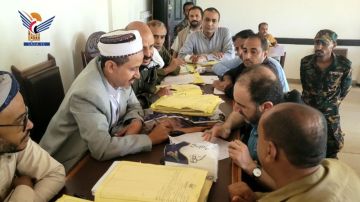 رئيس هيئة التفتيش القضائي يتفقد سير العمل القضائي في الحديدة رئيس هيئة التفتيش القضائي يتفقد سير العمل القضائي في الحديدة