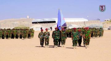 قوات دفاع شبوة تحتفل بتخريج اللواء الثامن-مستجدين- واستعراض جاهزيته القتالية قوات دفاع شبوة تحتفل بتخريج اللواء الثامن-مستجدين- واستعراض جاهزيته القتالية