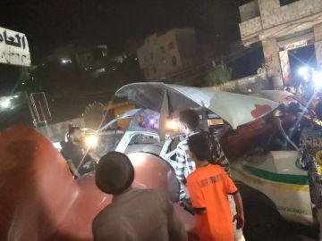 جرحى في انفجار عنيف هز مدينة تعز صور جرحى في انفجار عنيف هز مدينة تعز صور