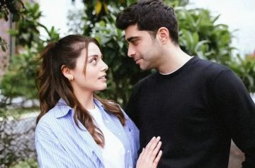 شاهد الحلقة 114 من مسلسل شراب التوت مترجمة بالكامل