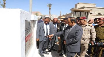 محافظ حضرموت يضع حجر الأساس لعدد من المشاريع الخدمية والتنموية بمديرية تريم