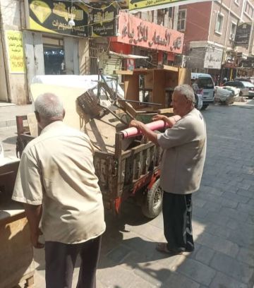 مكتب الأشغال العامة بصيرة ينفذ حملة لتنظيم الأسواق وإزالة العشوائيات