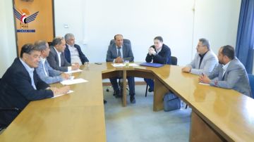 مناقشة استيفاء متطلبات الاعتماد الأكاديمي الدولي لكلية الطب بجامعة صنعاء مناقشة استيفاء متطلبات الاعتماد الأكاديمي الدولي لكلية الطب بجامعة صنعاء